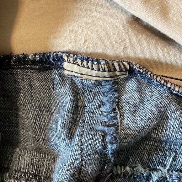 $5 SALE!! Motherhood Maternity Indigo Blue Maternity Skinny Jeans - Picture 2 of 9